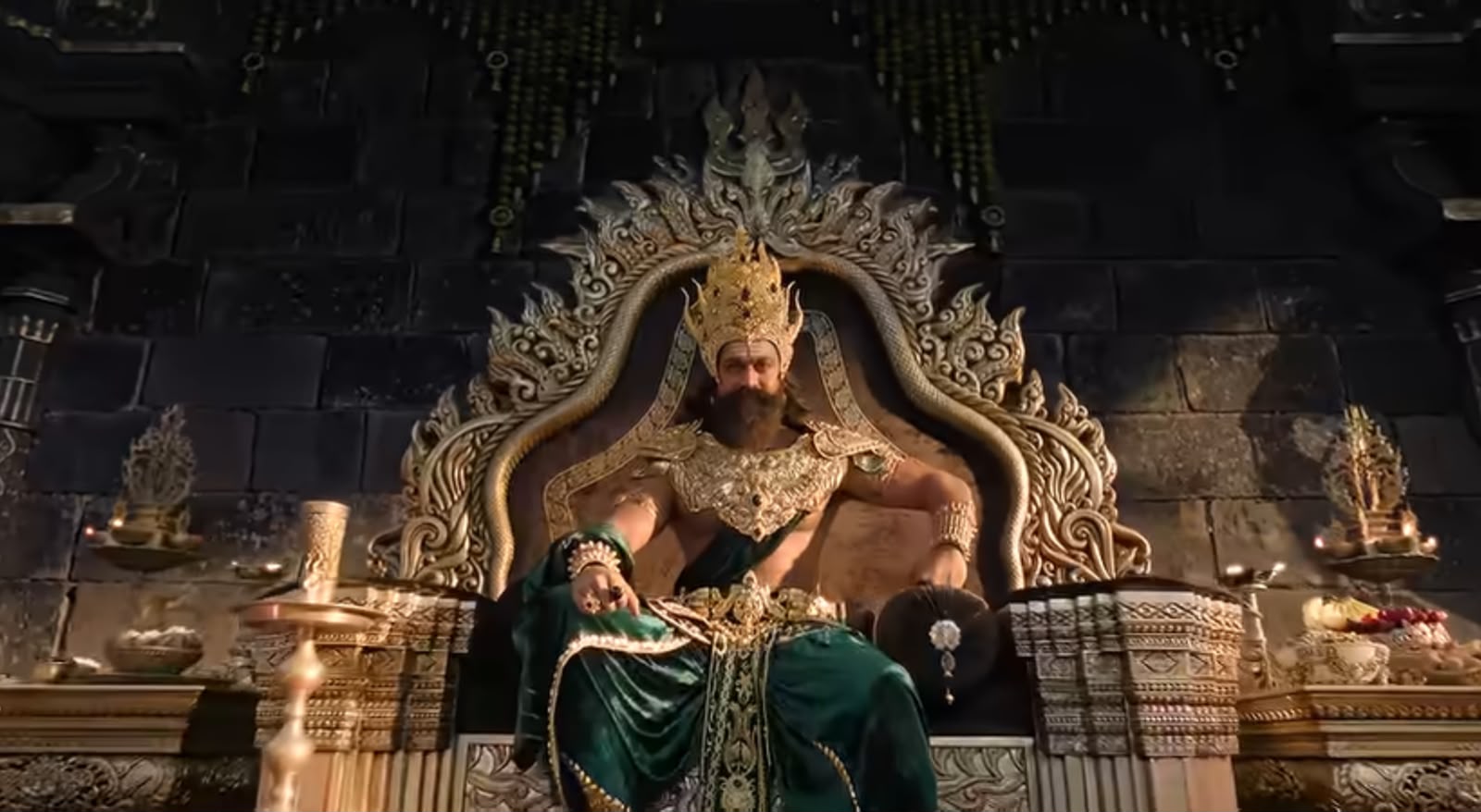 பிரம்ம முகூர்த்தத்தில் வெளியானதுராமாயணா