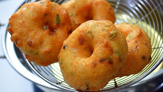 தேநீருக்கு ஏற்ற கார உளுந்து வடை!